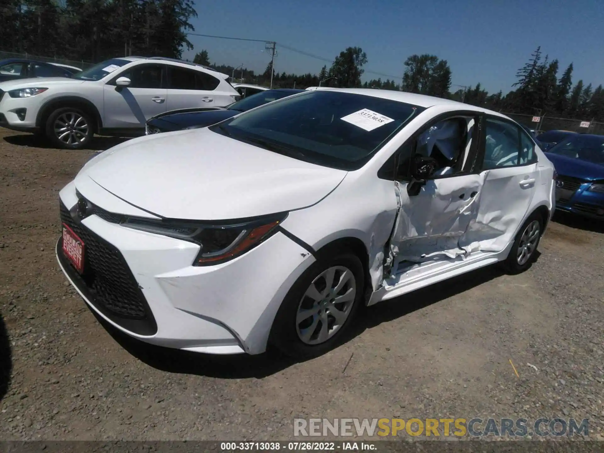 2 Photograph of a damaged car 5YFEPMAE0NP275836 TOYOTA COROLLA 2022