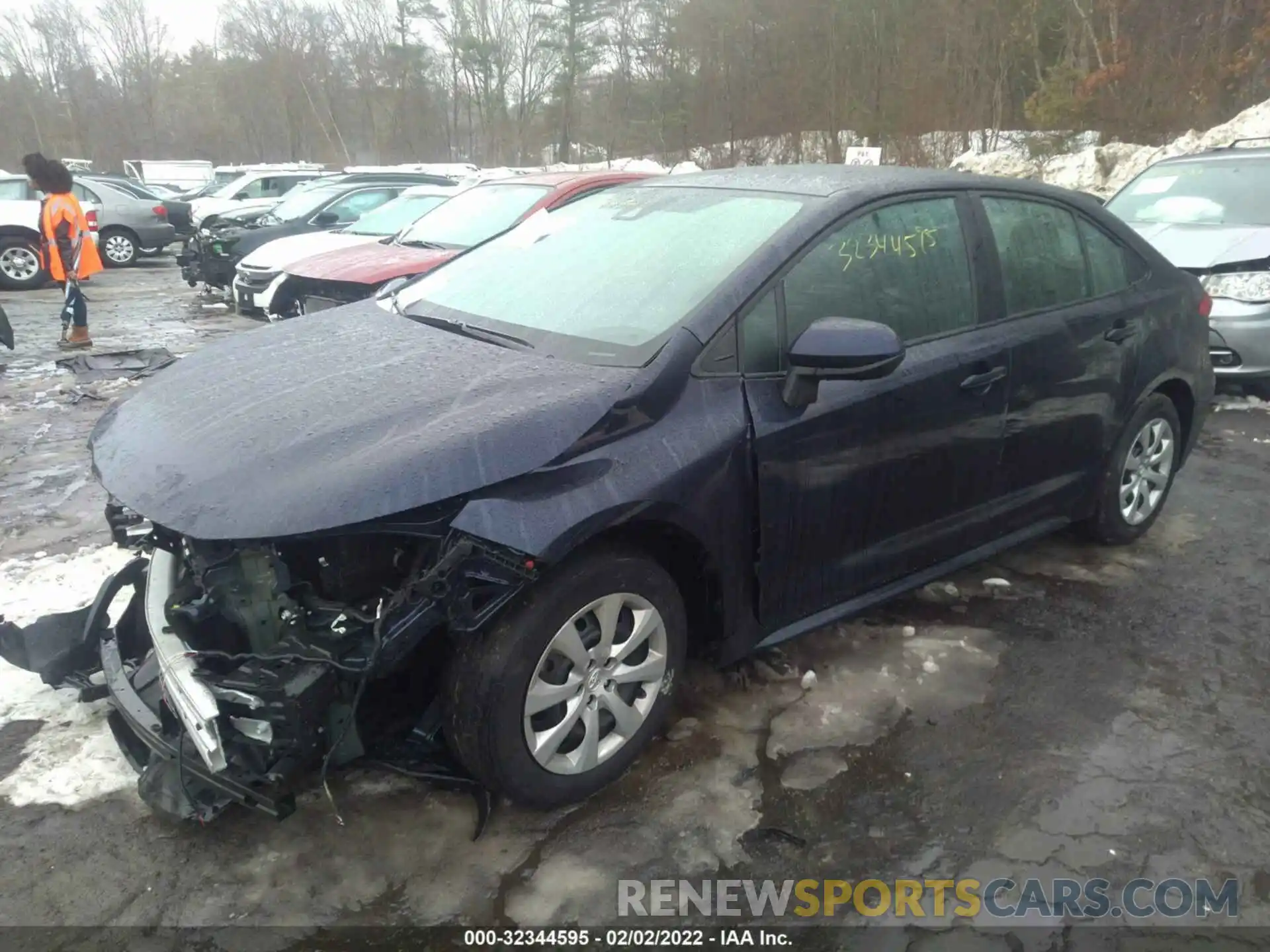 2 Photograph of a damaged car 5YFEPMAE0NP279045 TOYOTA COROLLA 2022