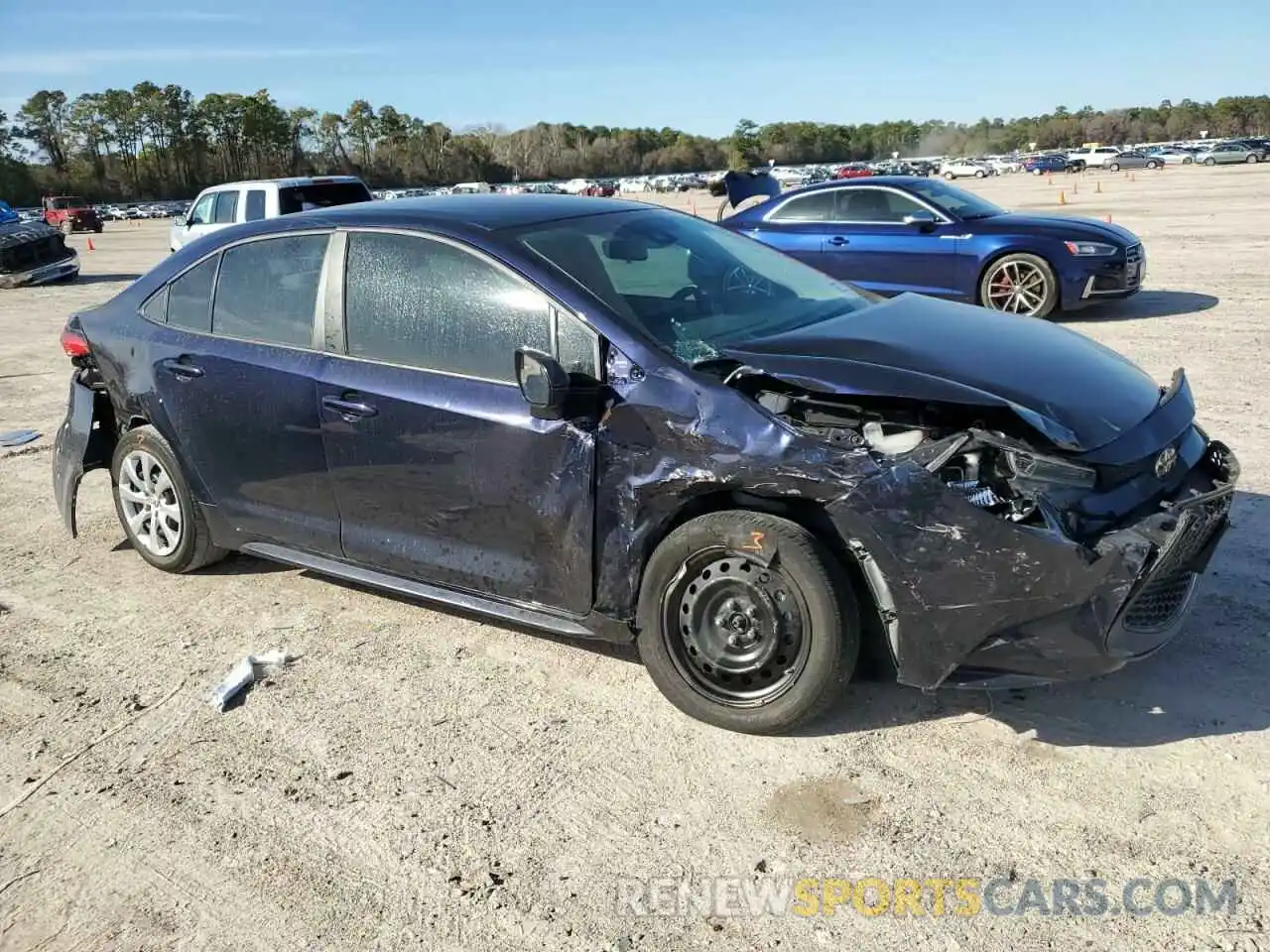 4 Photograph of a damaged car 5YFEPMAE0NP279451 TOYOTA COROLLA 2022