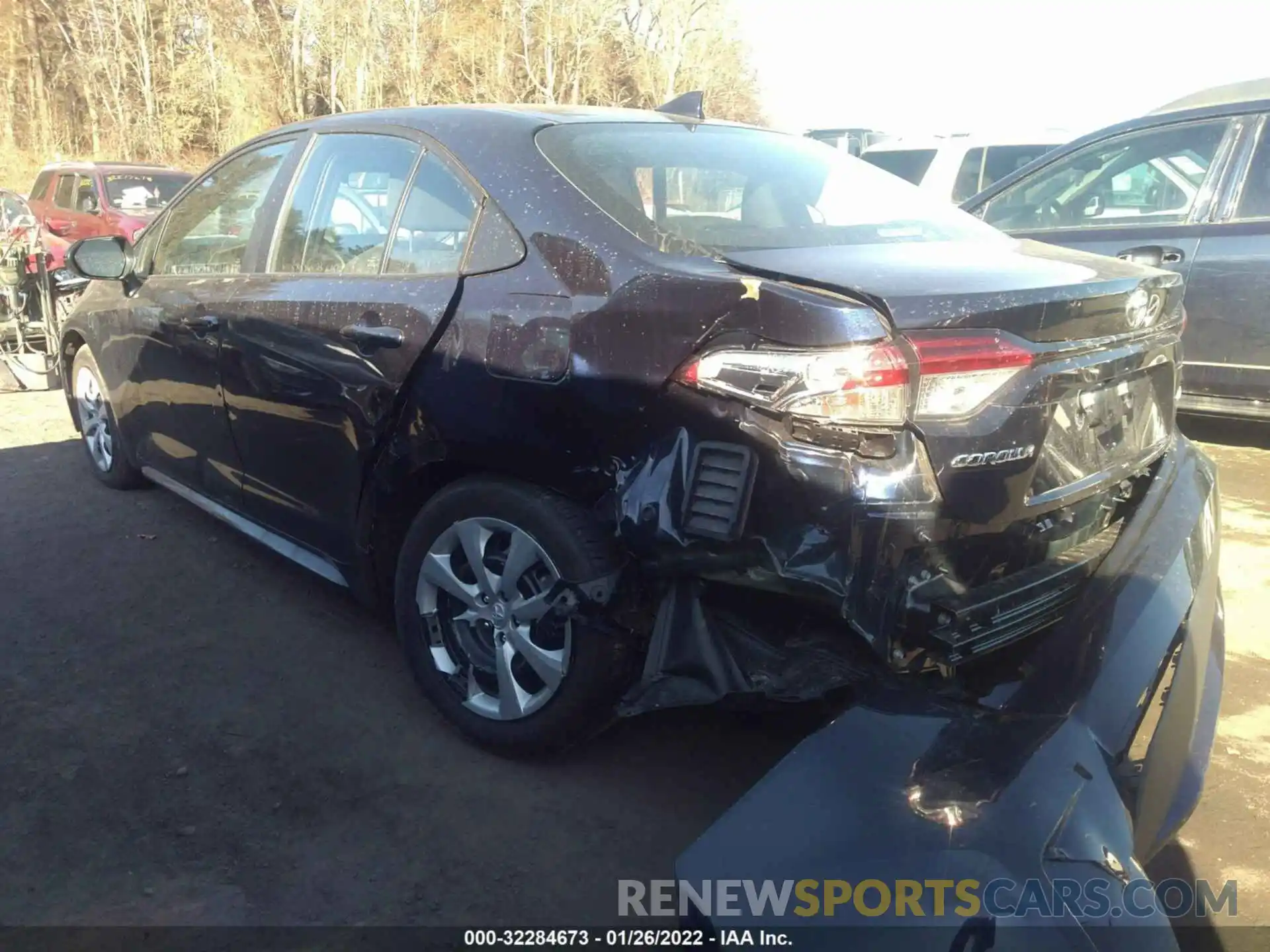 3 Photograph of a damaged car 5YFEPMAE0NP279563 TOYOTA COROLLA 2022