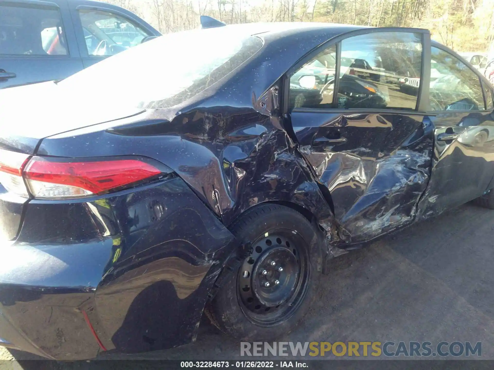 6 Photograph of a damaged car 5YFEPMAE0NP279563 TOYOTA COROLLA 2022