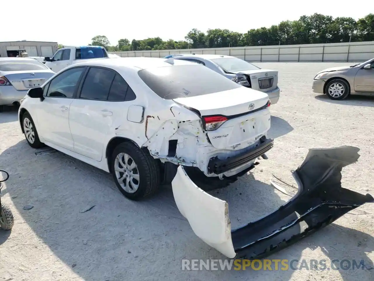 3 Photograph of a damaged car 5YFEPMAE0NP279868 TOYOTA COROLLA 2022