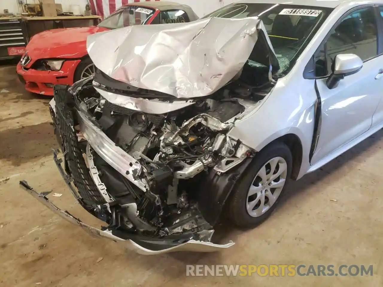 9 Photograph of a damaged car 5YFEPMAE0NP280101 TOYOTA COROLLA 2022