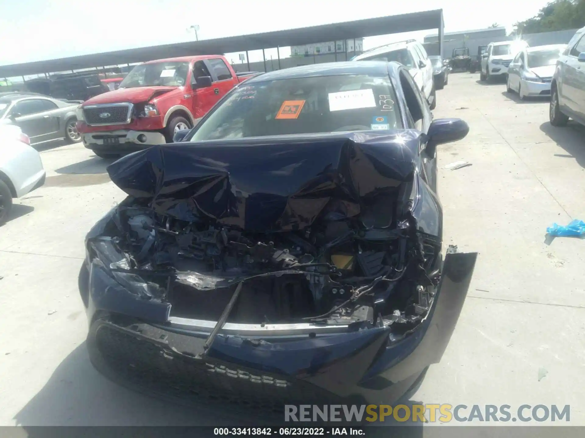 6 Photograph of a damaged car 5YFEPMAE0NP281037 TOYOTA COROLLA 2022