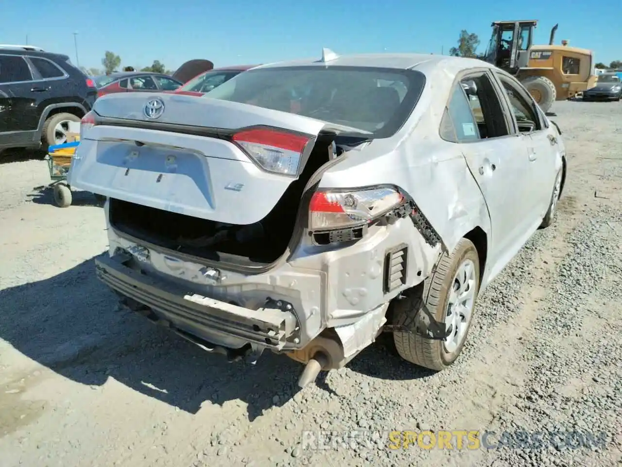 4 Photograph of a damaged car 5YFEPMAE0NP282060 TOYOTA COROLLA 2022