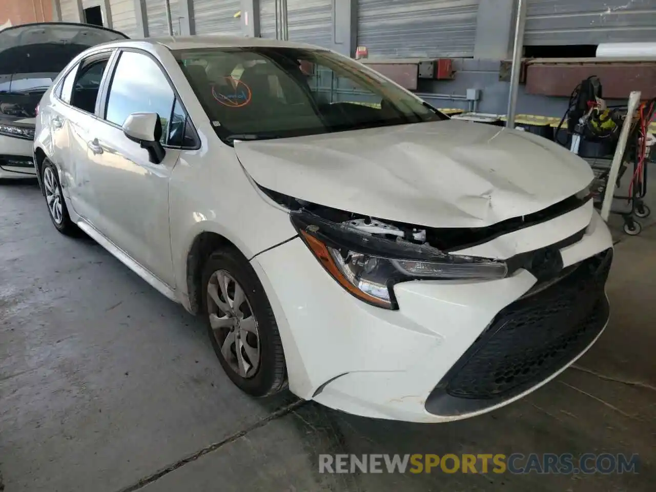 1 Photograph of a damaged car 5YFEPMAE0NP283838 TOYOTA COROLLA 2022