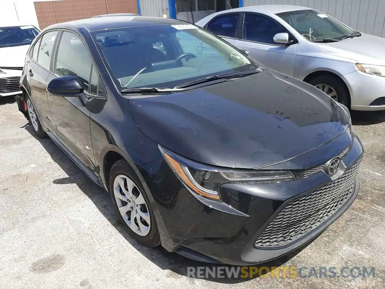 1 Photograph of a damaged car 5YFEPMAE0NP286884 TOYOTA COROLLA 2022