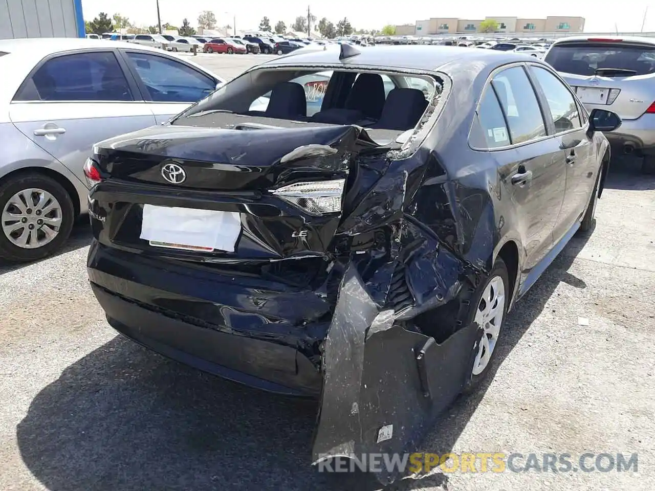 4 Photograph of a damaged car 5YFEPMAE0NP286884 TOYOTA COROLLA 2022