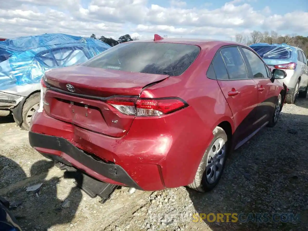 4 Photograph of a damaged car 5YFEPMAE0NP289283 TOYOTA COROLLA 2022