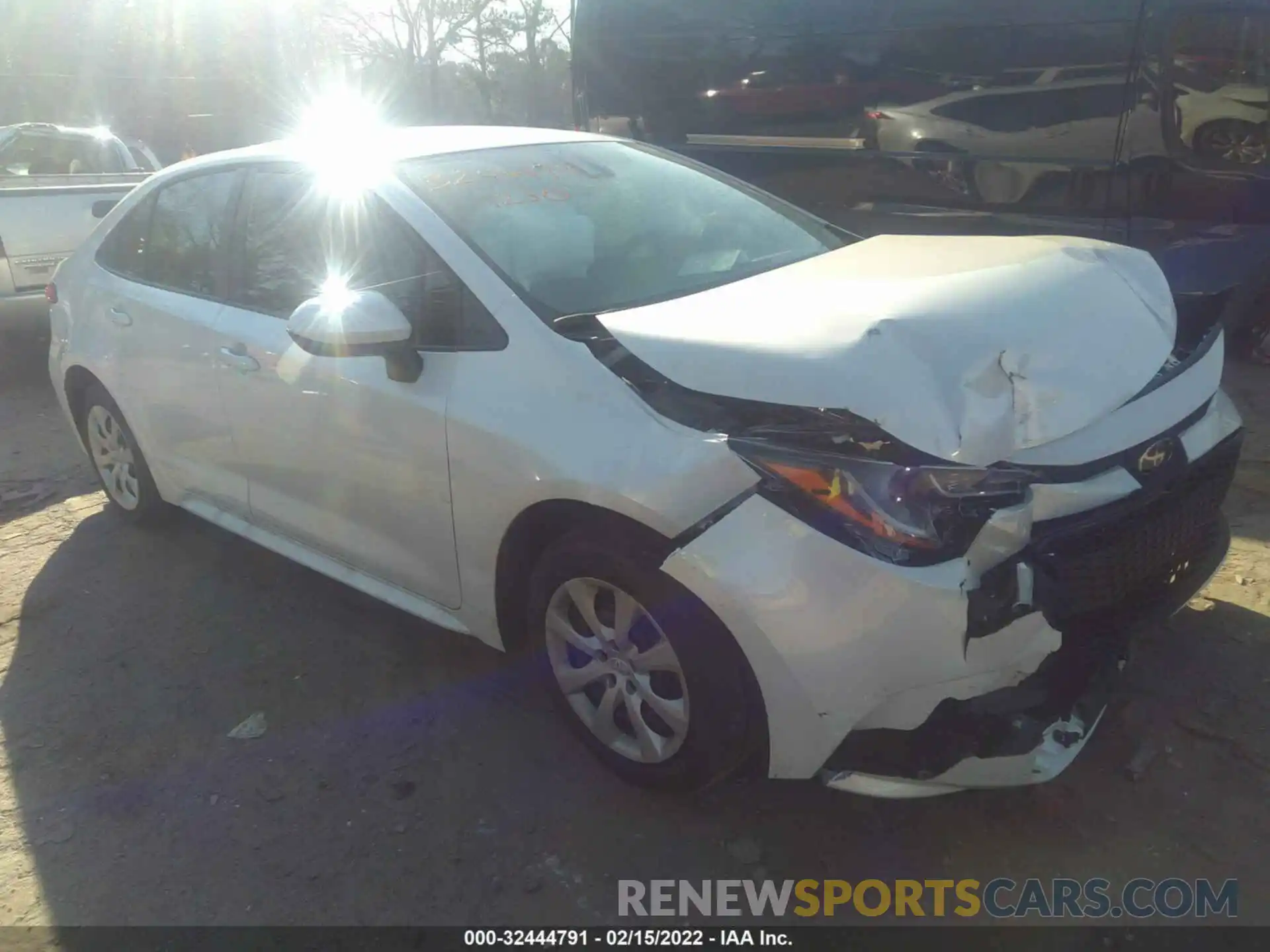 1 Photograph of a damaged car 5YFEPMAE0NP291230 TOYOTA COROLLA 2022