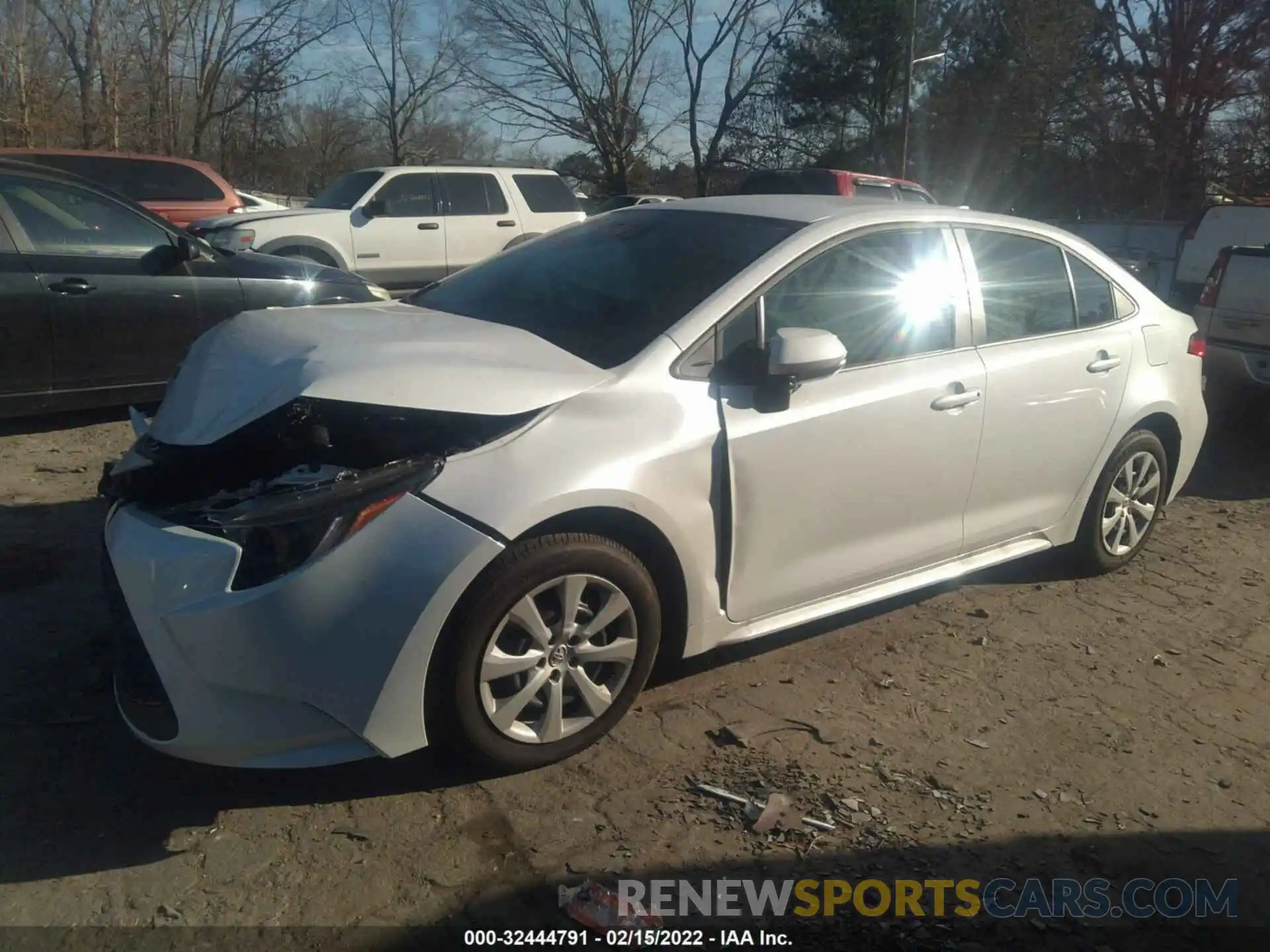 2 Photograph of a damaged car 5YFEPMAE0NP291230 TOYOTA COROLLA 2022