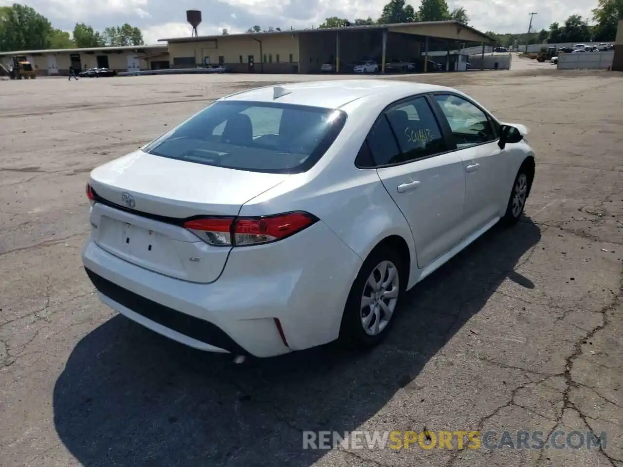 4 Photograph of a damaged car 5YFEPMAE0NP297786 TOYOTA COROLLA 2022