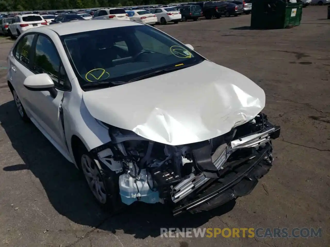 9 Photograph of a damaged car 5YFEPMAE0NP297786 TOYOTA COROLLA 2022