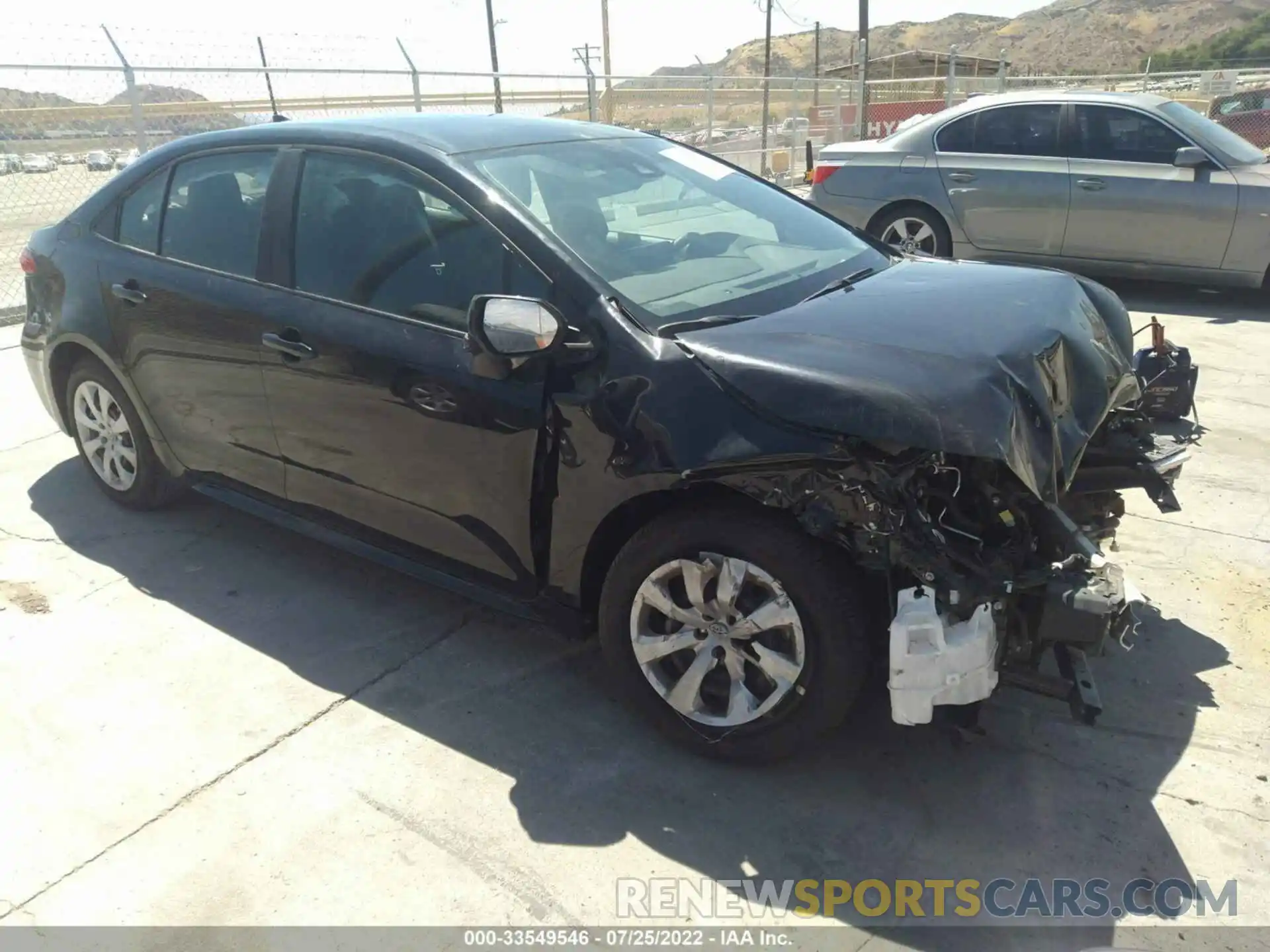 1 Photograph of a damaged car 5YFEPMAE0NP299747 TOYOTA COROLLA 2022