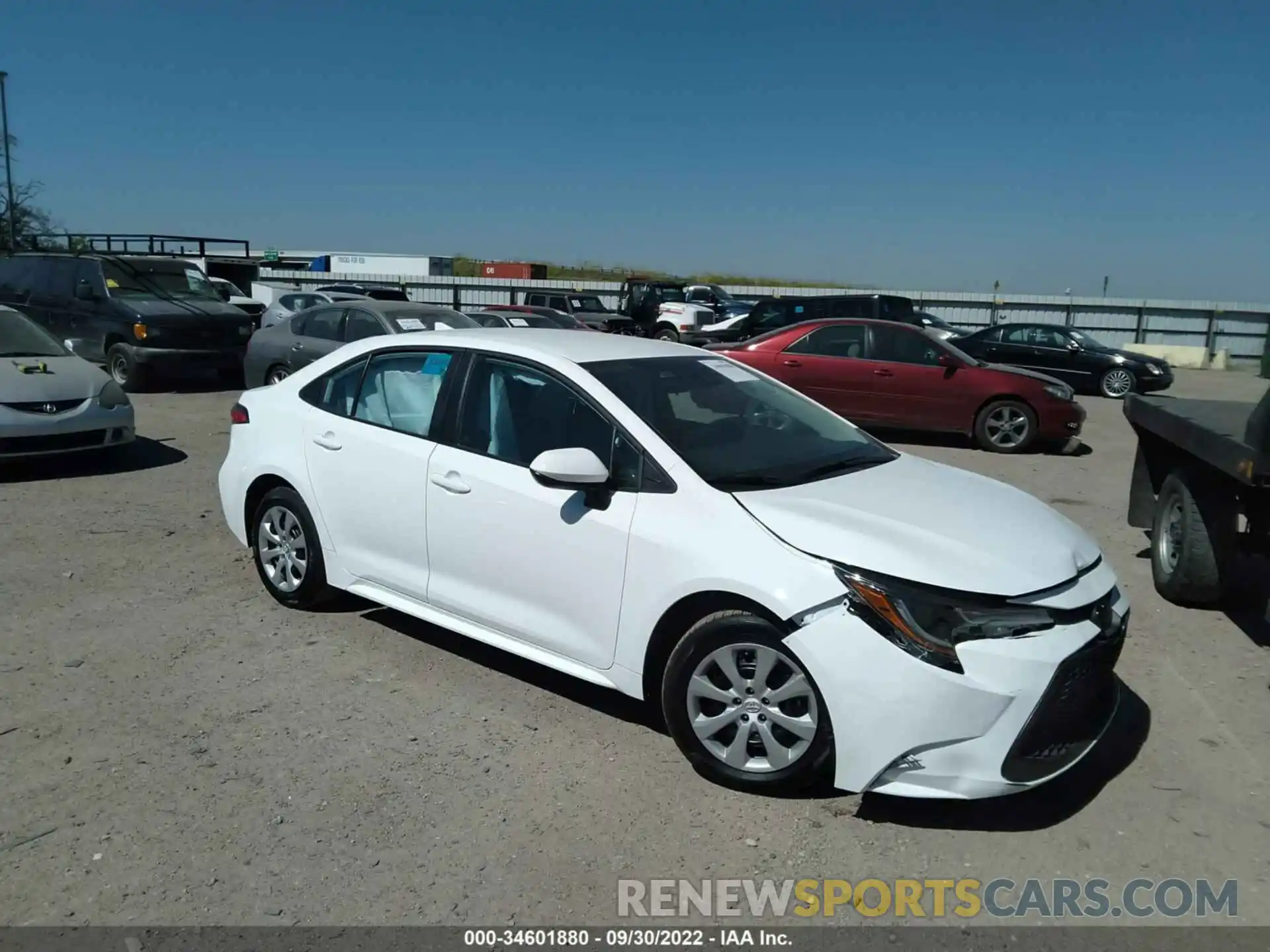 1 Photograph of a damaged car 5YFEPMAE0NP308060 TOYOTA COROLLA 2022