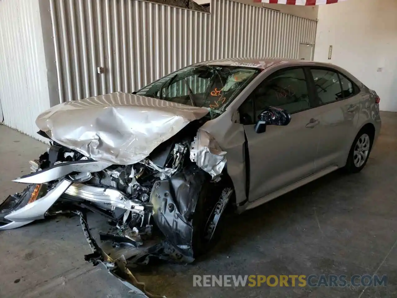 2 Photograph of a damaged car 5YFEPMAE0NP315591 TOYOTA COROLLA 2022