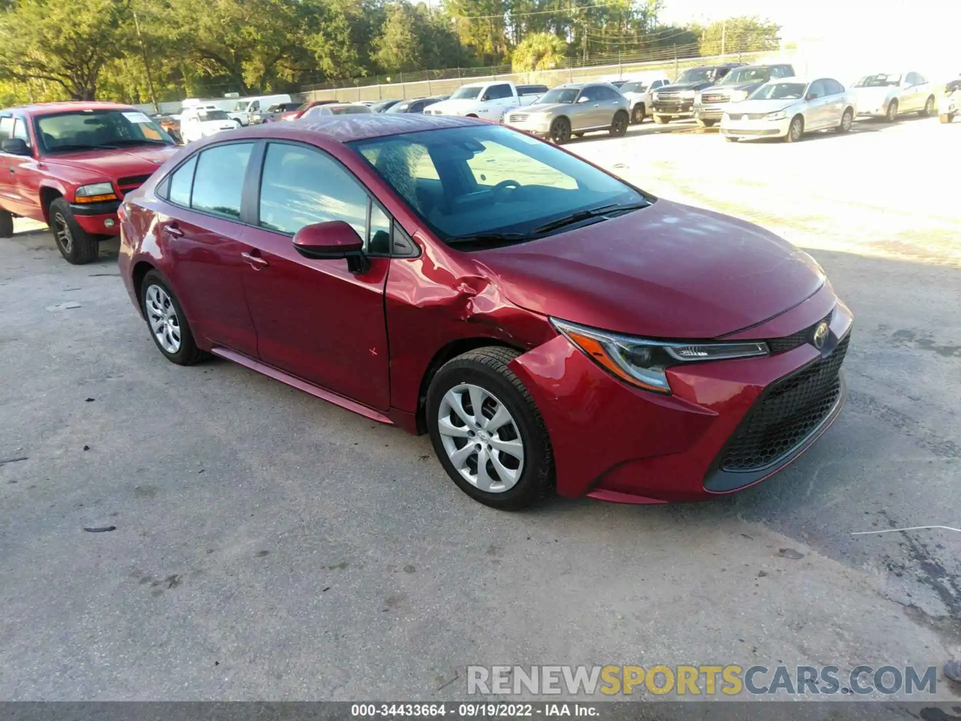 1 Photograph of a damaged car 5YFEPMAE0NP316997 TOYOTA COROLLA 2022