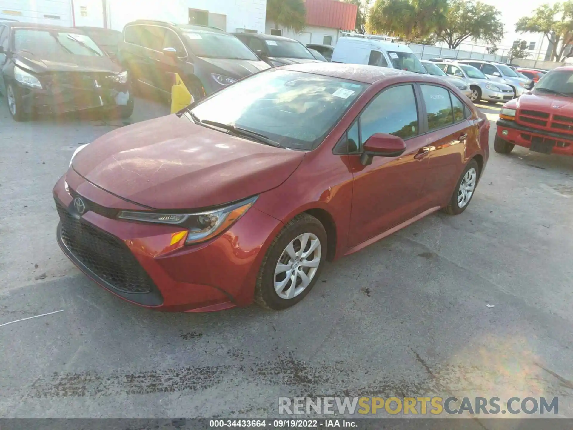 2 Photograph of a damaged car 5YFEPMAE0NP316997 TOYOTA COROLLA 2022