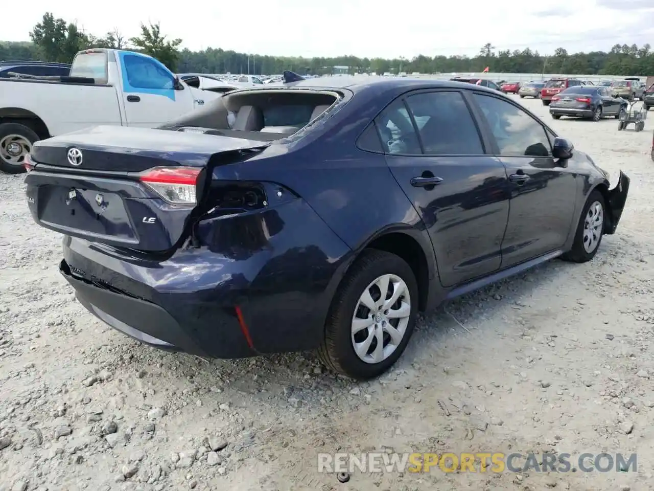 4 Photograph of a damaged car 5YFEPMAE0NP322234 TOYOTA COROLLA 2022