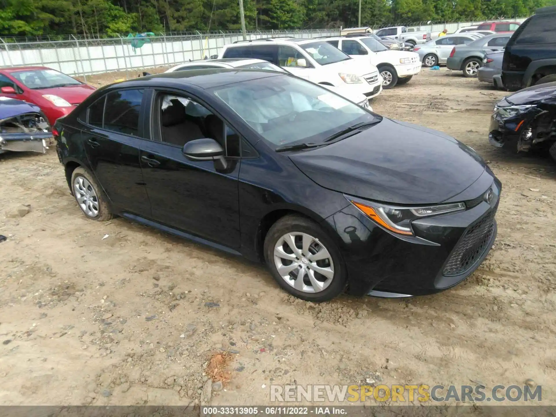 1 Photograph of a damaged car 5YFEPMAE0NP328261 TOYOTA COROLLA 2022