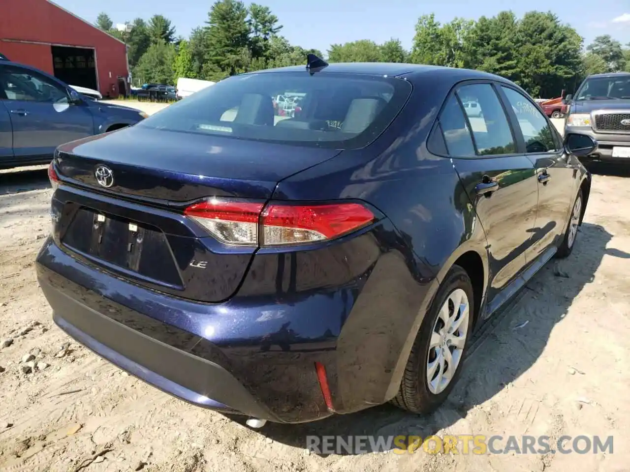 4 Photograph of a damaged car 5YFEPMAE0NP334626 TOYOTA COROLLA 2022