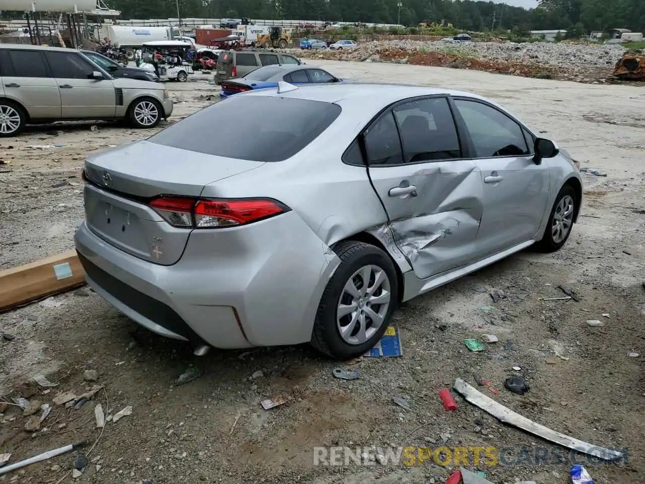 4 Photograph of a damaged car 5YFEPMAE0NP335758 TOYOTA COROLLA 2022