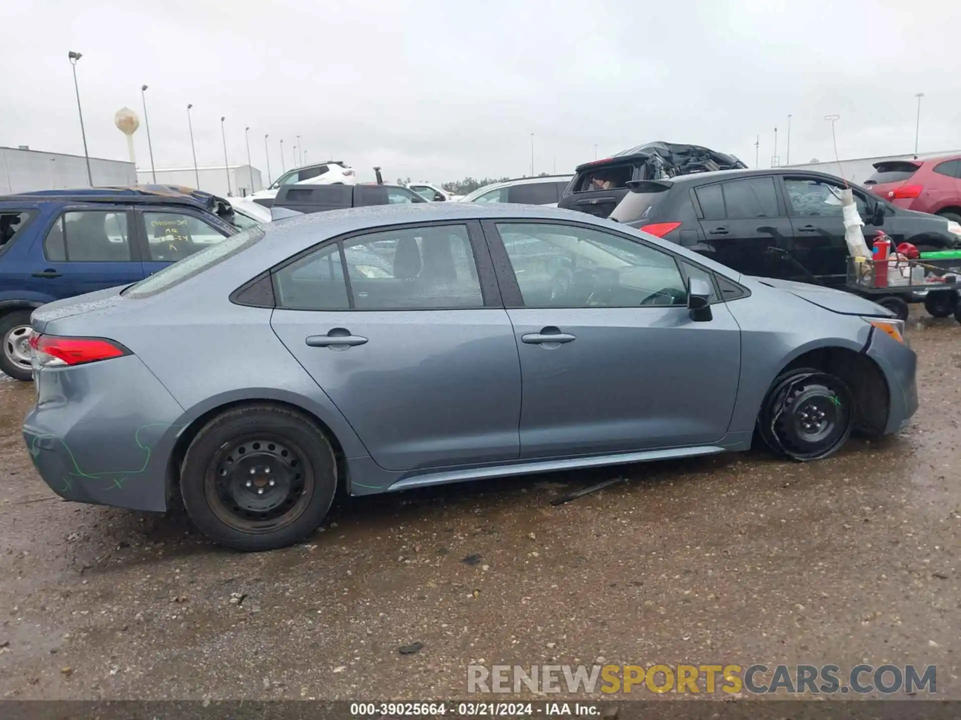 13 Photograph of a damaged car 5YFEPMAE0NP340667 TOYOTA COROLLA 2022