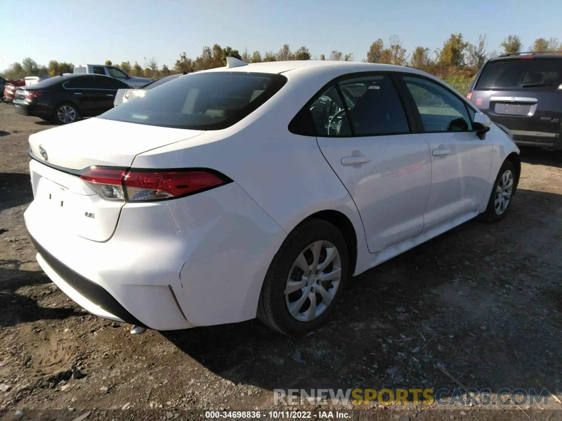 4 Photograph of a damaged car 5YFEPMAE0NP342306 TOYOTA COROLLA 2022