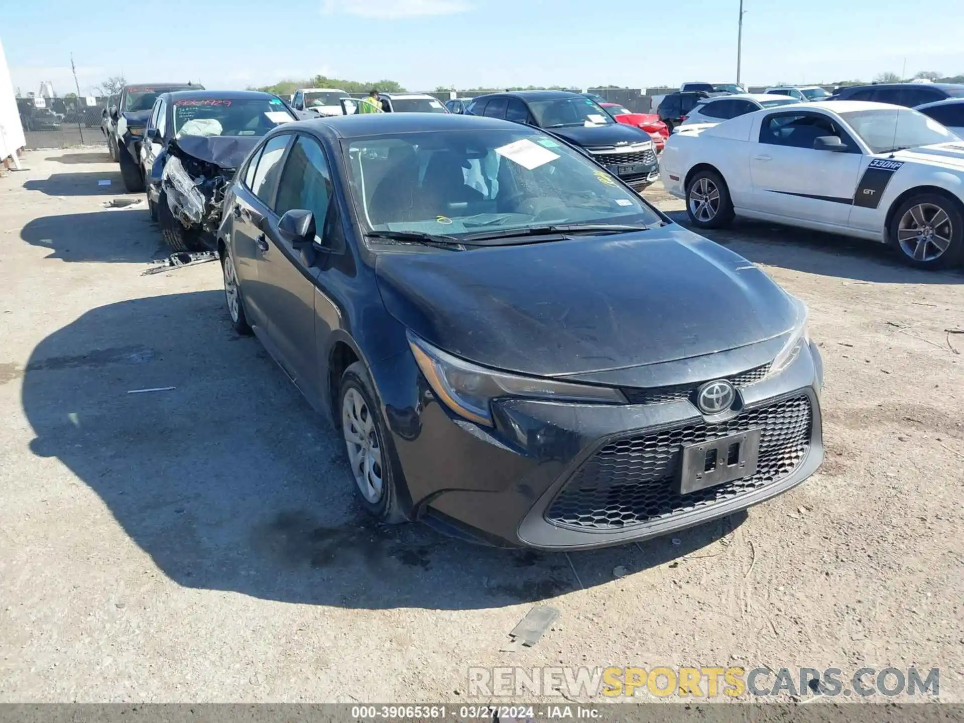 1 Photograph of a damaged car 5YFEPMAE0NP352088 TOYOTA COROLLA 2022