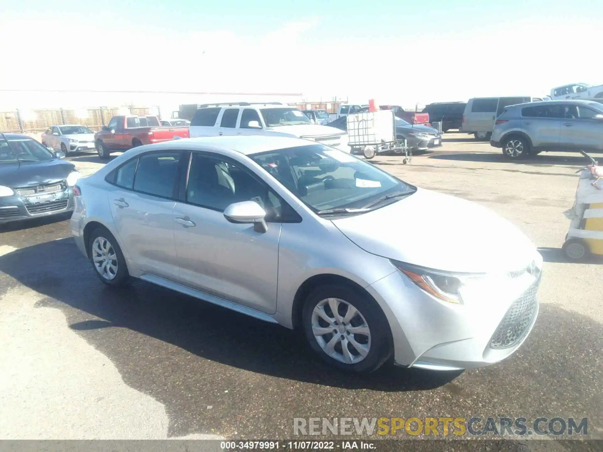 1 Photograph of a damaged car 5YFEPMAE1NP271553 TOYOTA COROLLA 2022