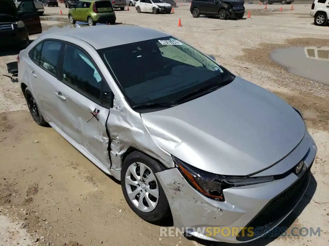 9 Photograph of a damaged car 5YFEPMAE1NP274632 TOYOTA COROLLA 2022