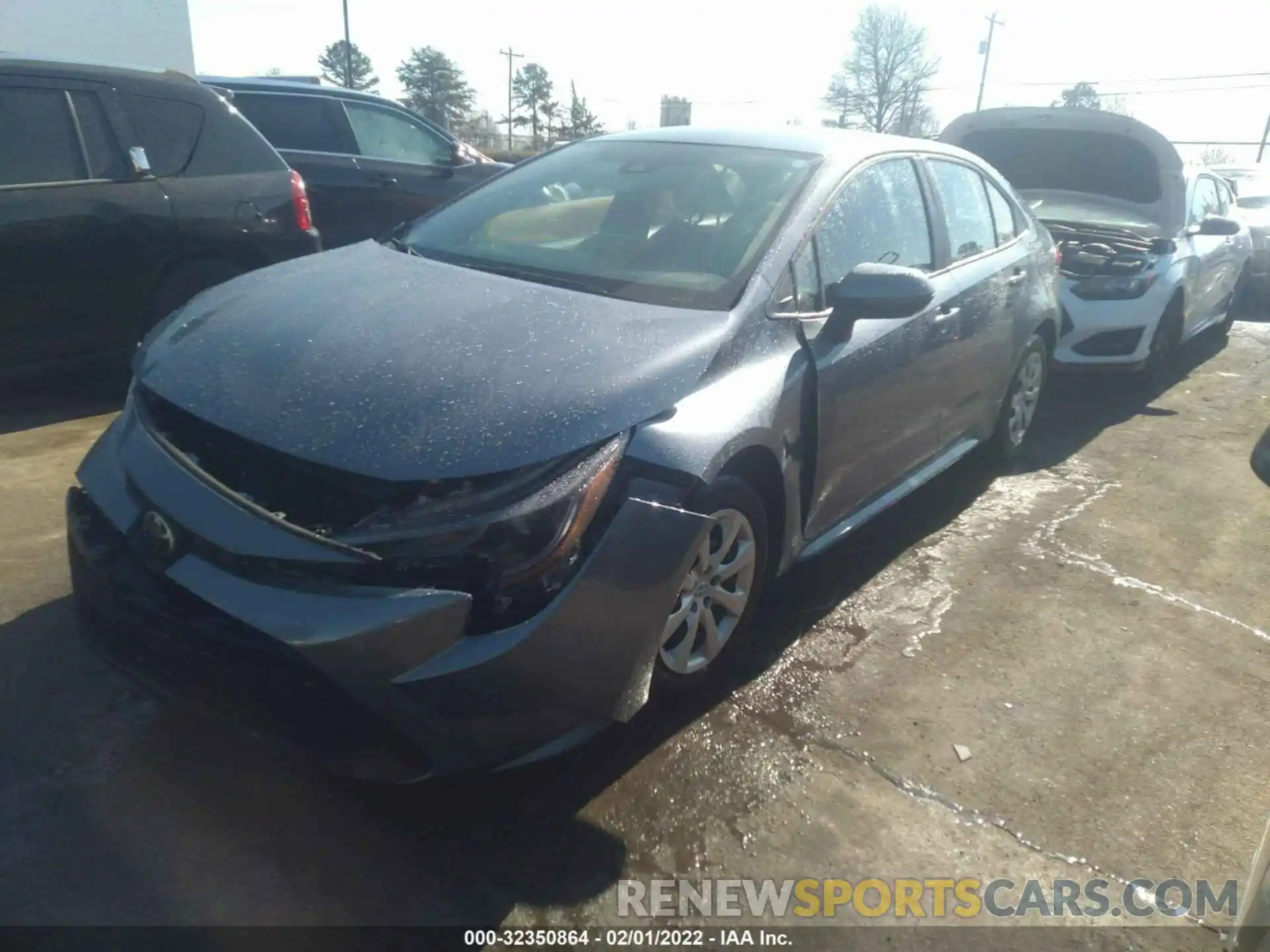 2 Photograph of a damaged car 5YFEPMAE1NP275635 TOYOTA COROLLA 2022