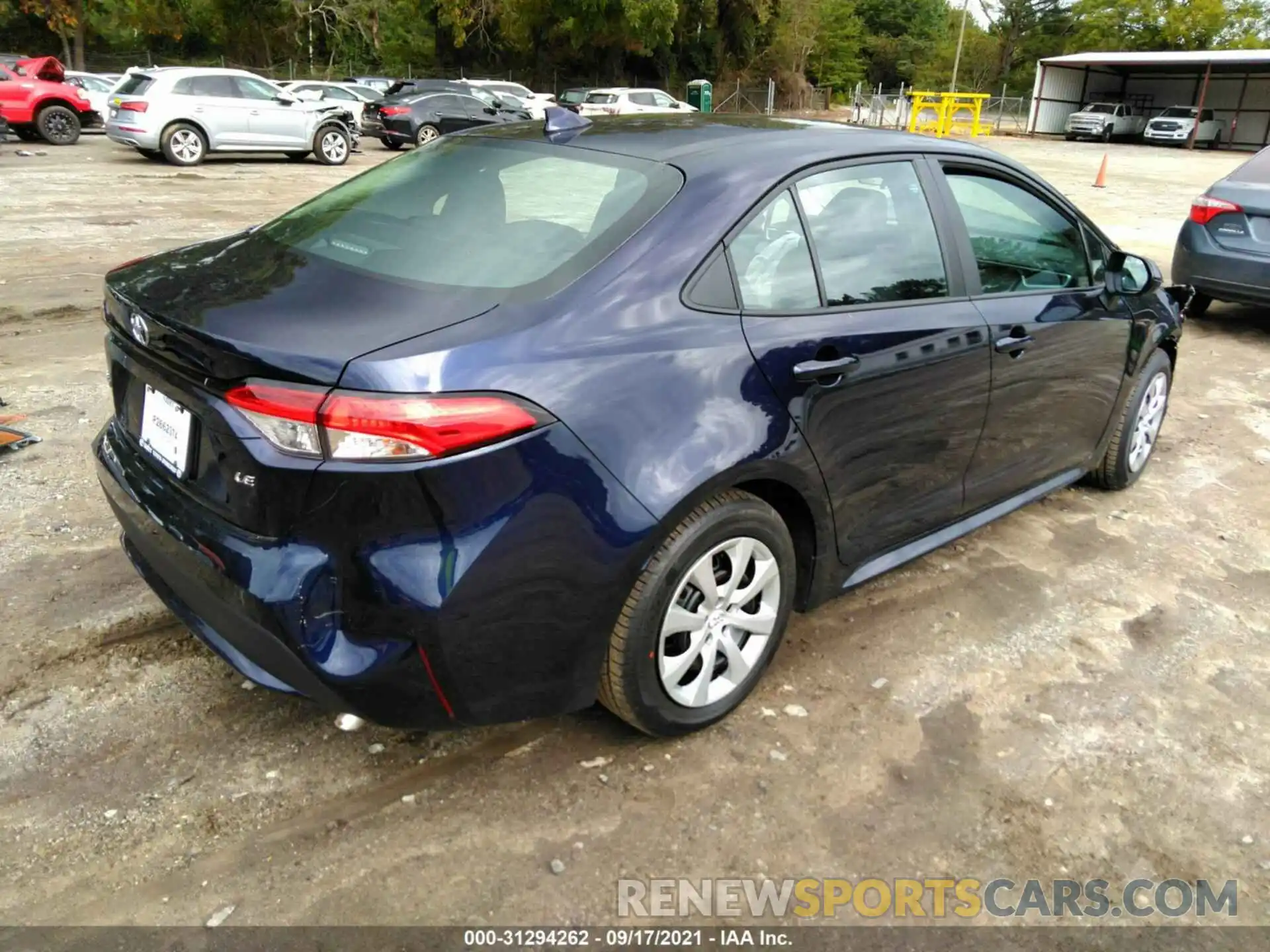 4 Photograph of a damaged car 5YFEPMAE1NP280771 TOYOTA COROLLA 2022