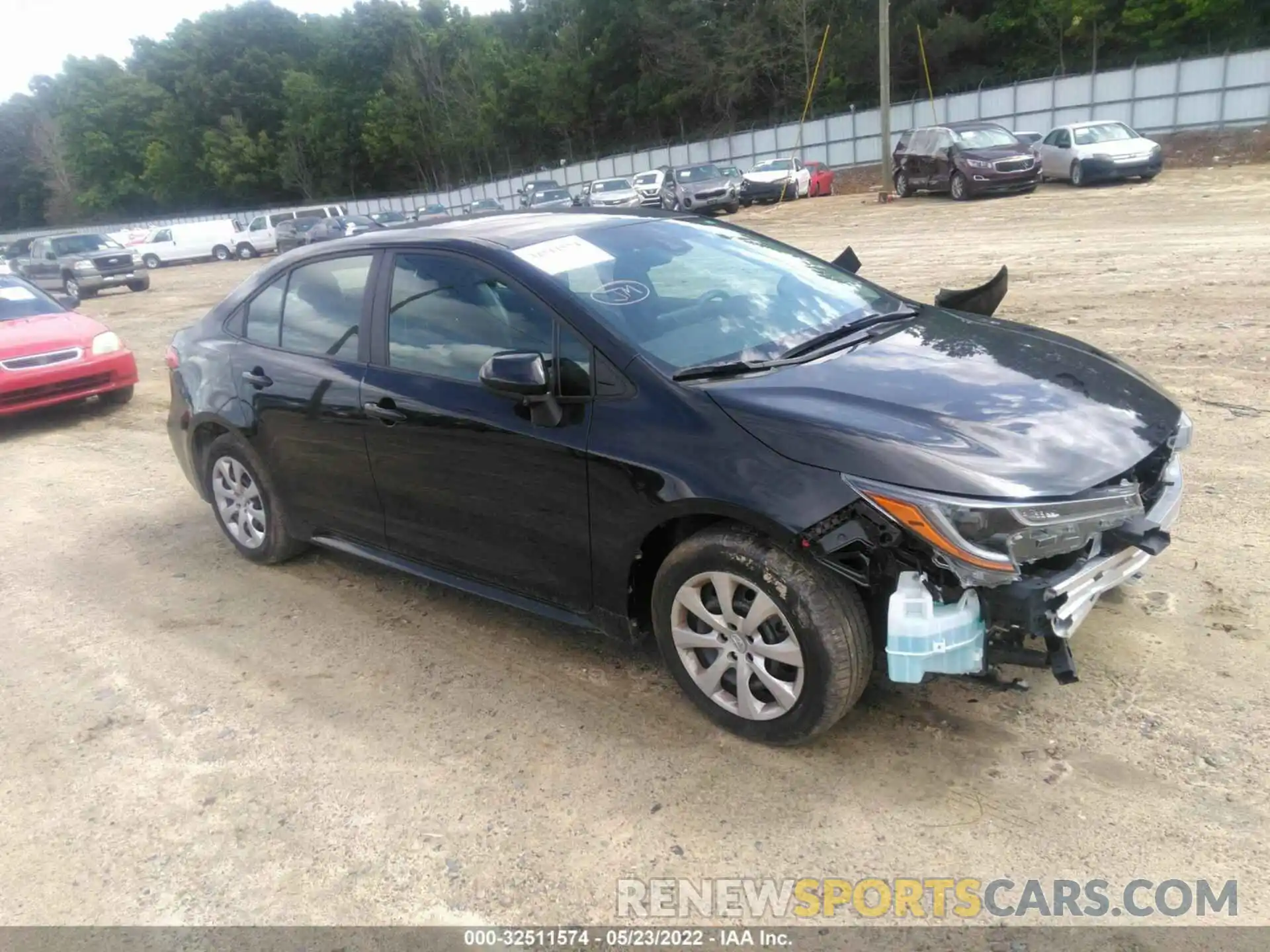 1 Photograph of a damaged car 5YFEPMAE1NP281368 TOYOTA COROLLA 2022