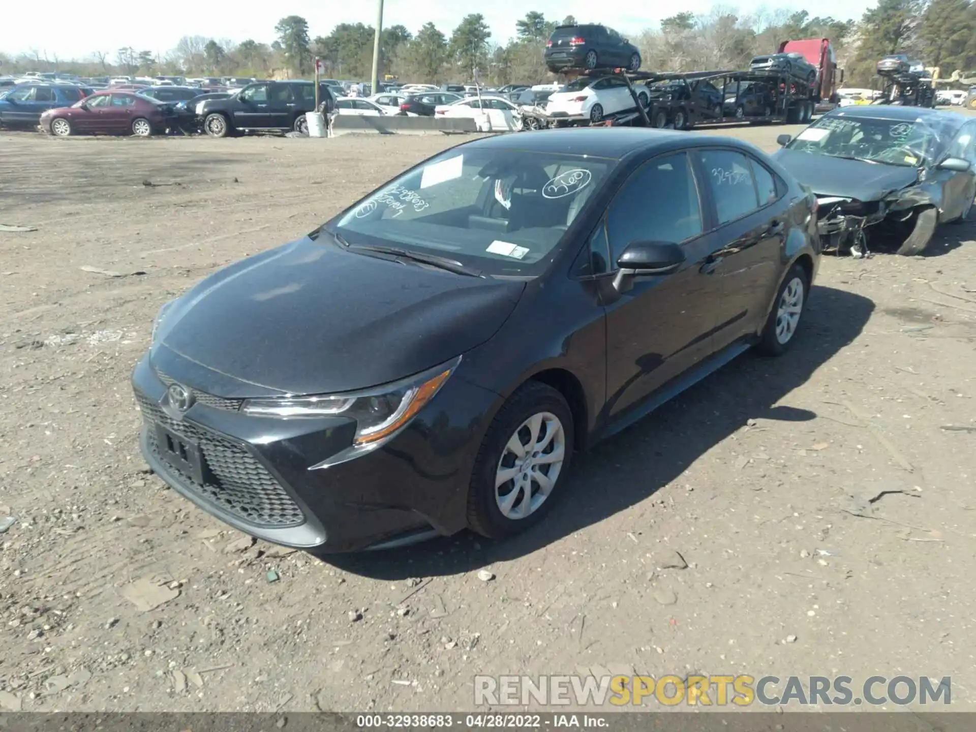 2 Photograph of a damaged car 5YFEPMAE1NP285856 TOYOTA COROLLA 2022