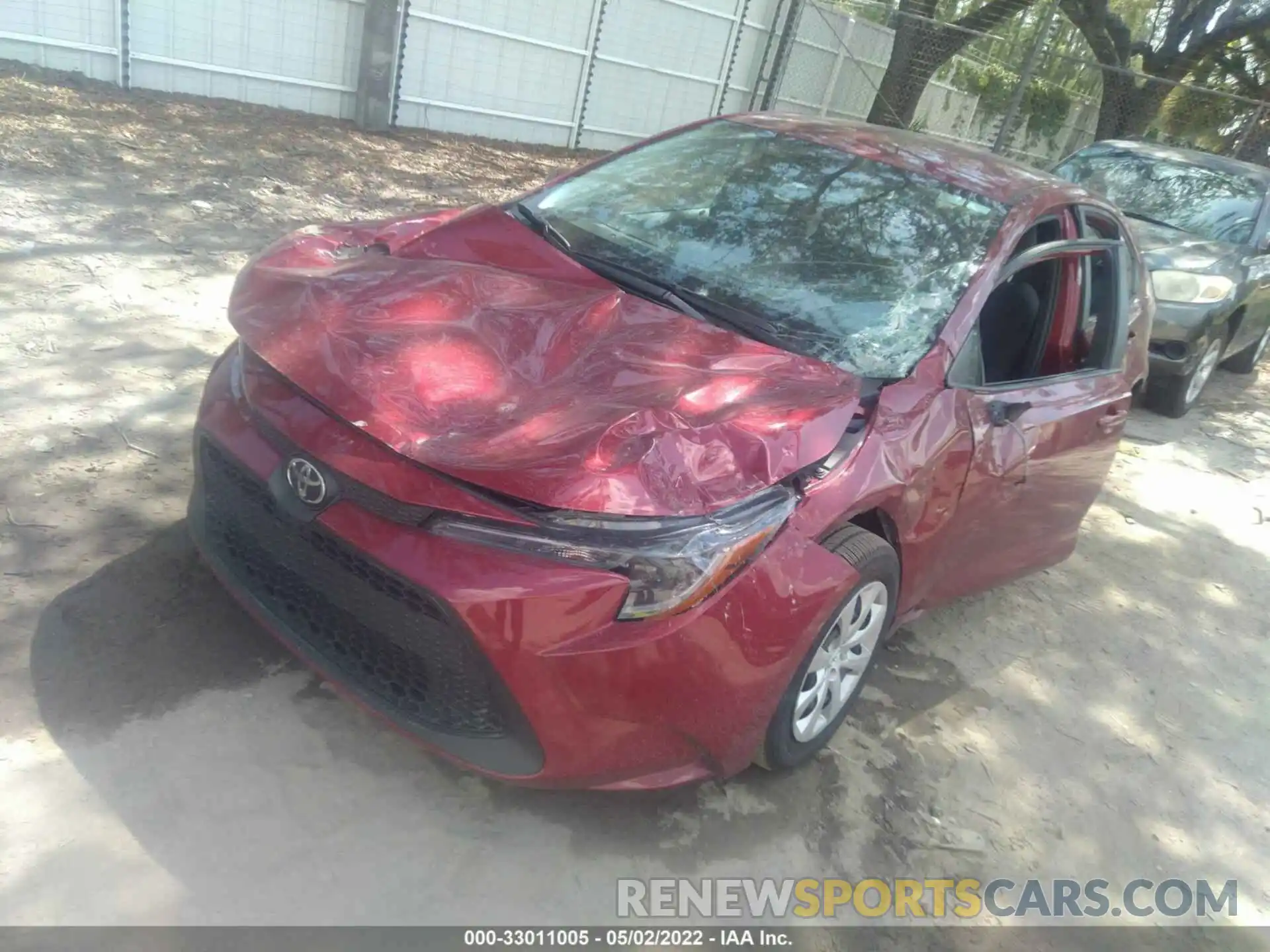 2 Photograph of a damaged car 5YFEPMAE1NP296050 TOYOTA COROLLA 2022