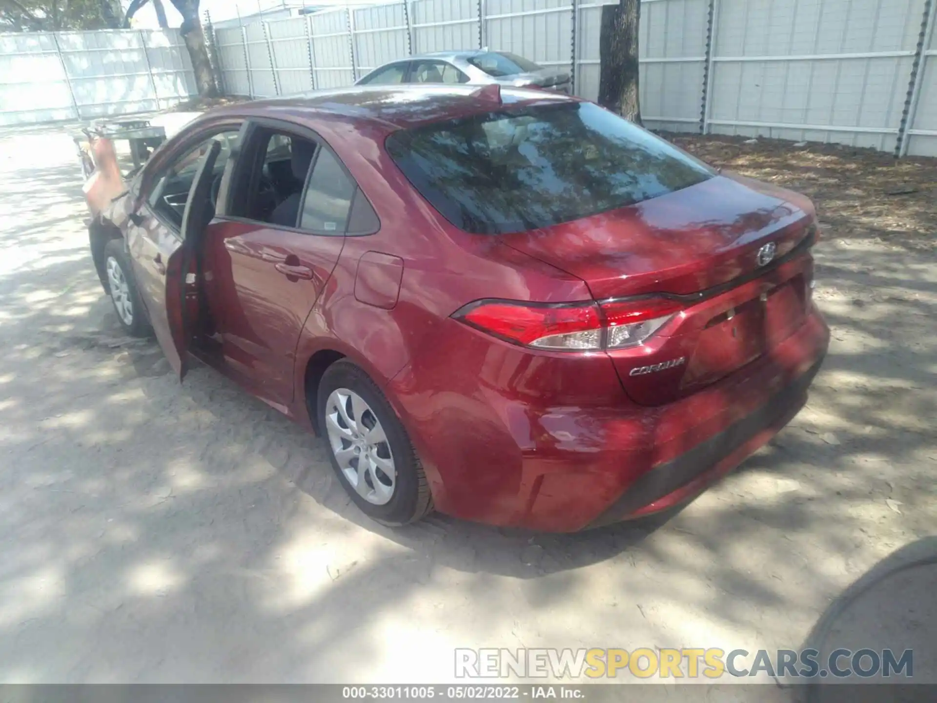 3 Photograph of a damaged car 5YFEPMAE1NP296050 TOYOTA COROLLA 2022