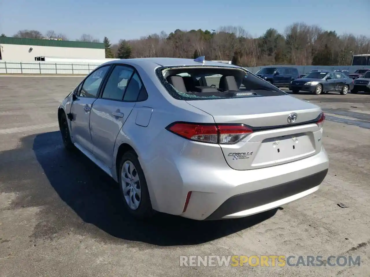 3 Photograph of a damaged car 5YFEPMAE1NP296856 TOYOTA COROLLA 2022