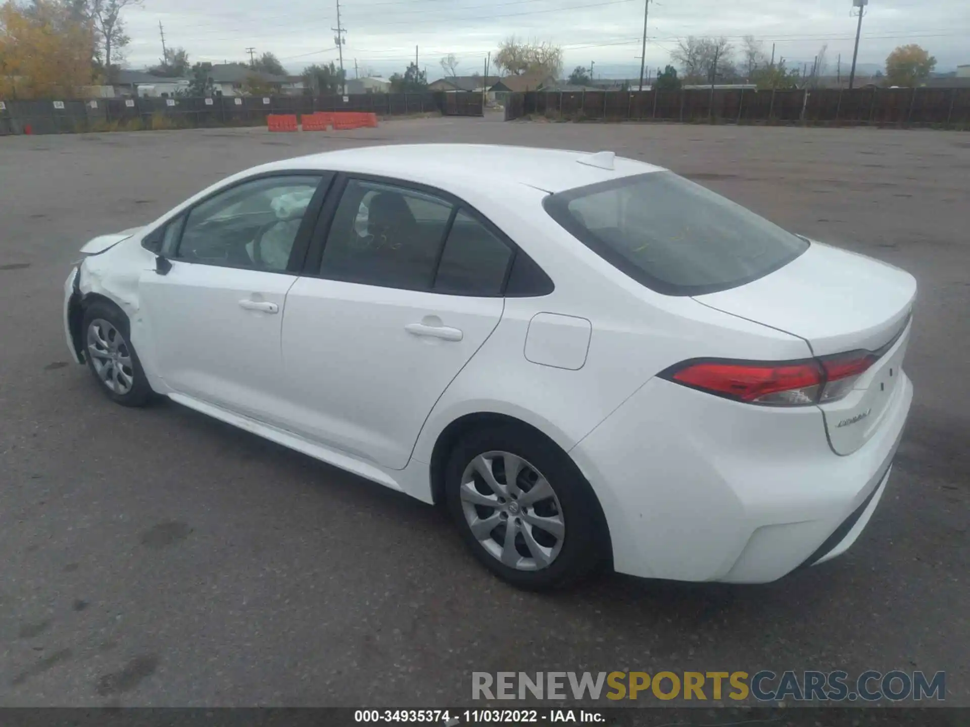 3 Photograph of a damaged car 5YFEPMAE1NP297070 TOYOTA COROLLA 2022