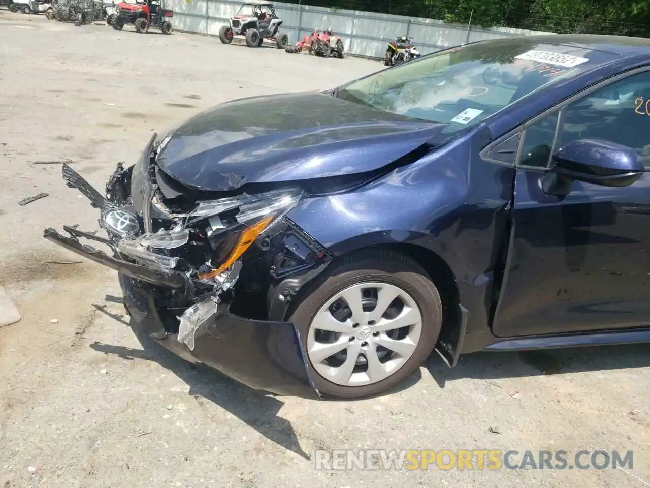 9 Photograph of a damaged car 5YFEPMAE1NP304714 TOYOTA COROLLA 2022