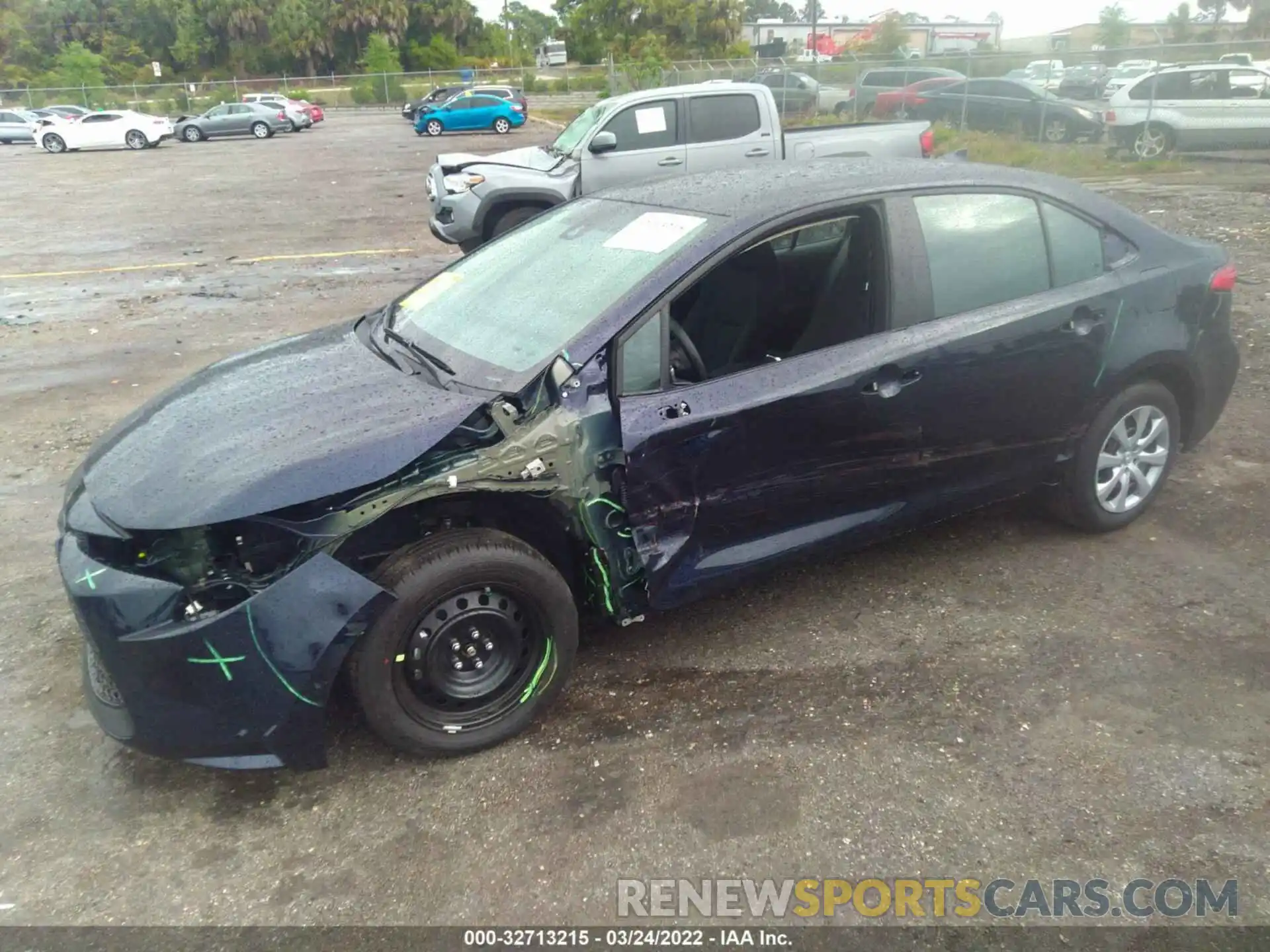 2 Photograph of a damaged car 5YFEPMAE1NP305104 TOYOTA COROLLA 2022