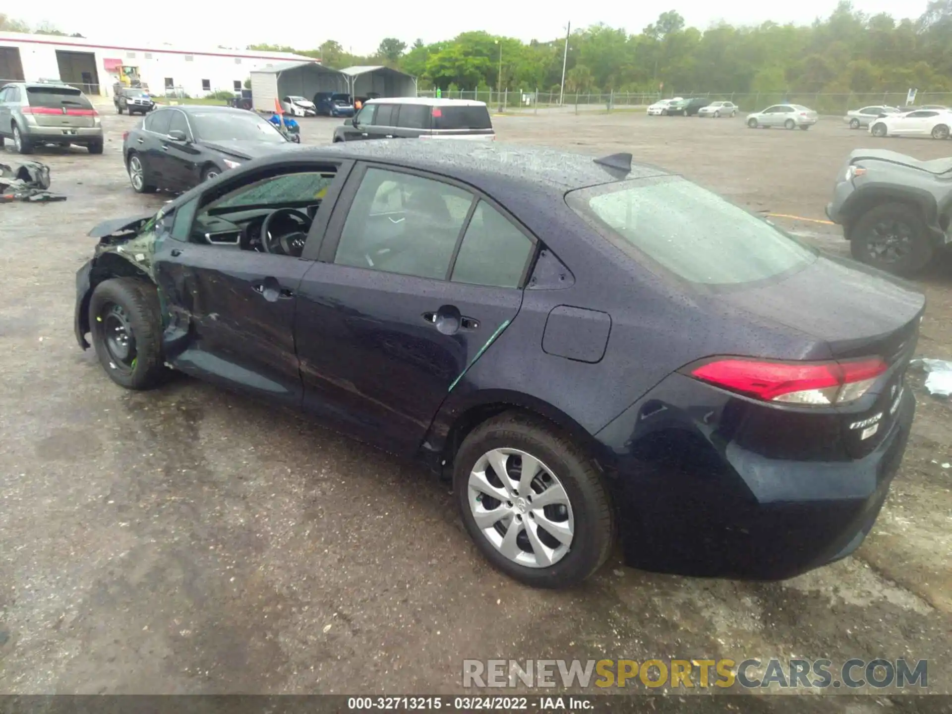 3 Photograph of a damaged car 5YFEPMAE1NP305104 TOYOTA COROLLA 2022