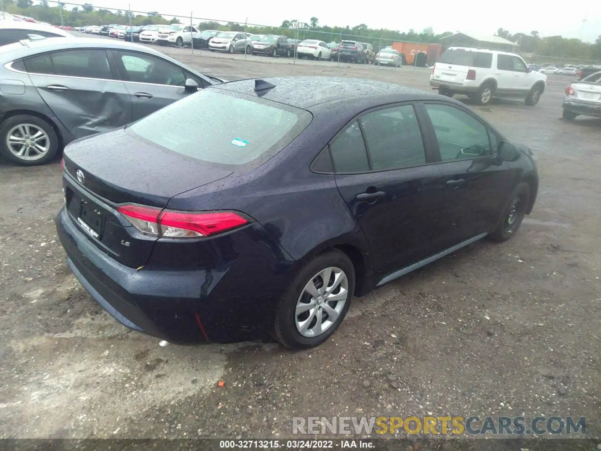 4 Photograph of a damaged car 5YFEPMAE1NP305104 TOYOTA COROLLA 2022