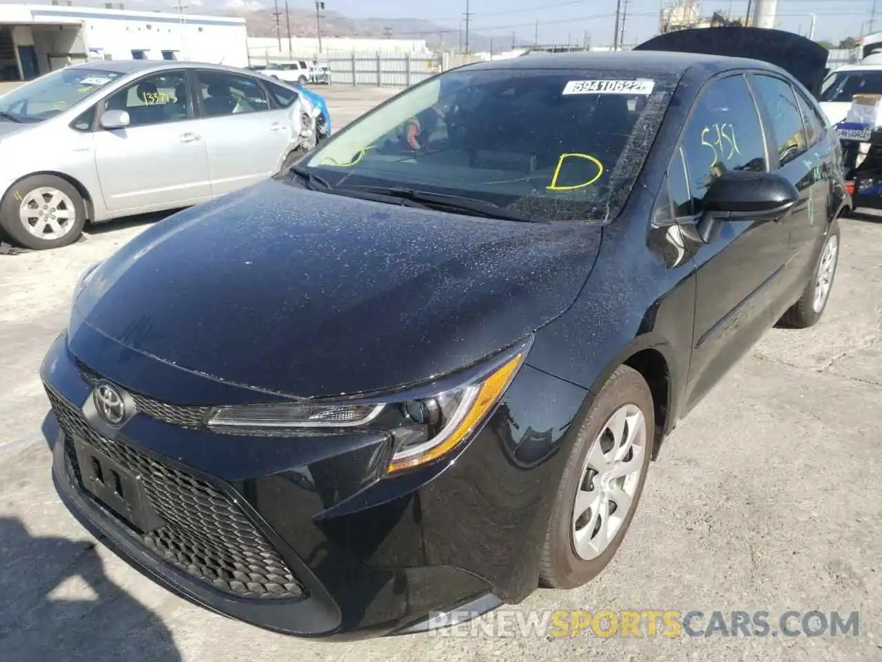 2 Photograph of a damaged car 5YFEPMAE1NP305264 TOYOTA COROLLA 2022