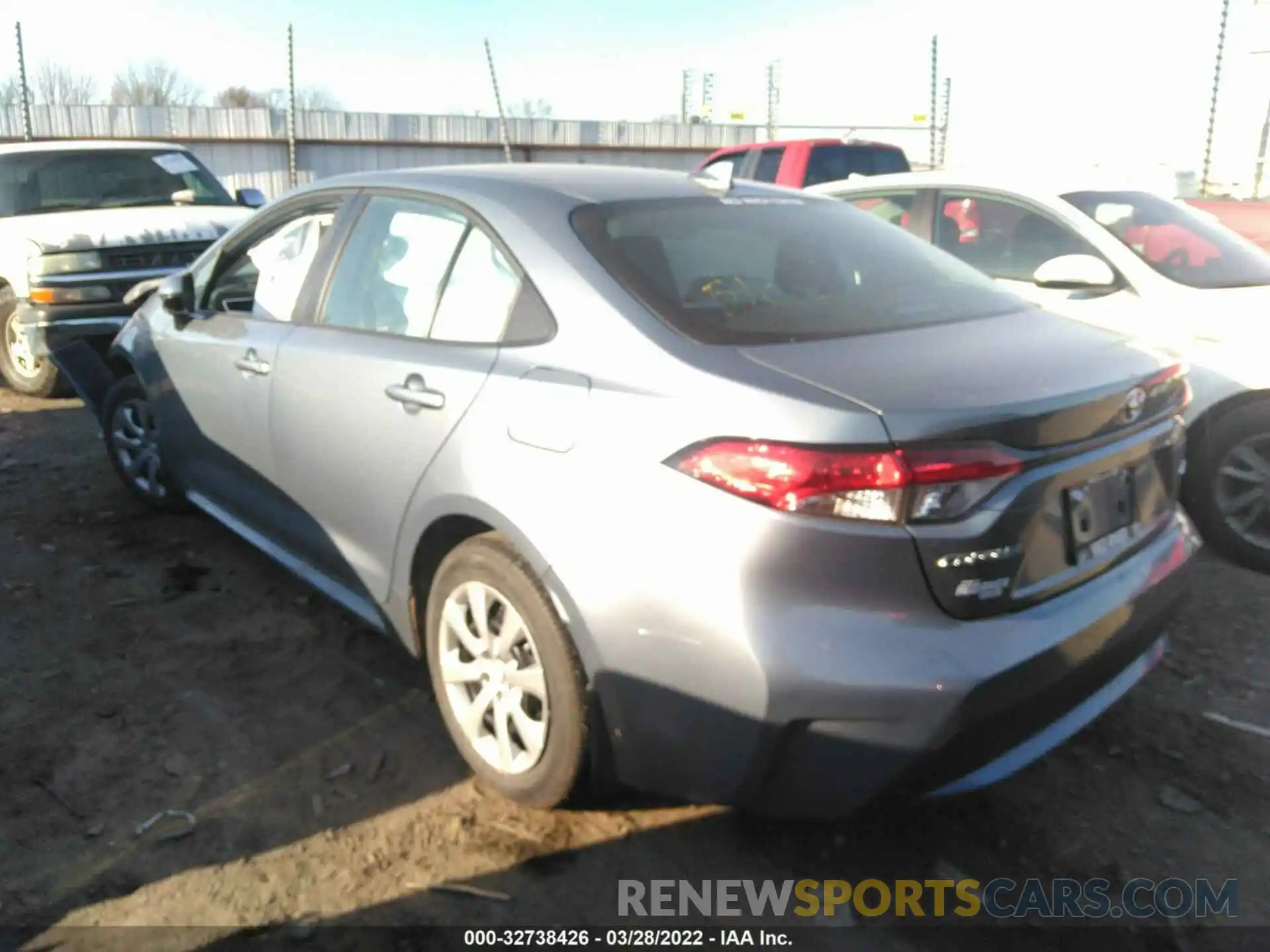 3 Photograph of a damaged car 5YFEPMAE1NP306947 TOYOTA COROLLA 2022