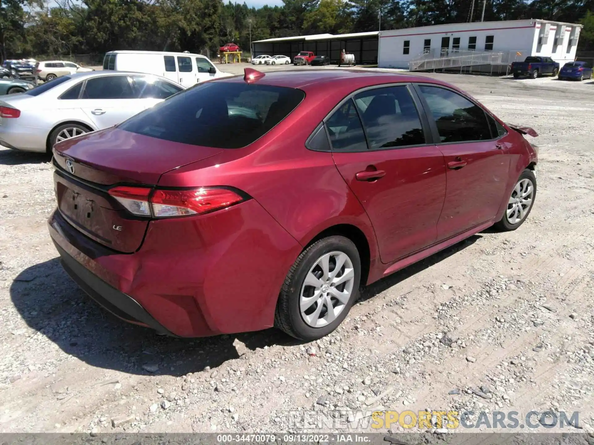 4 Photograph of a damaged car 5YFEPMAE1NP310691 TOYOTA COROLLA 2022