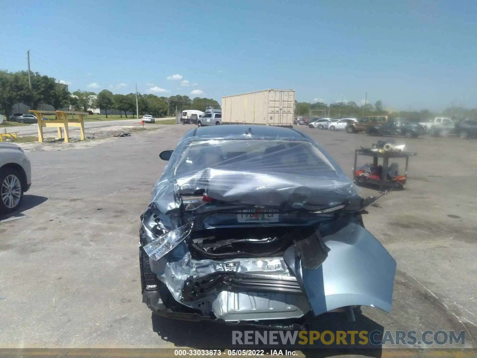 6 Photograph of a damaged car 5YFEPMAE1NP313932 TOYOTA COROLLA 2022