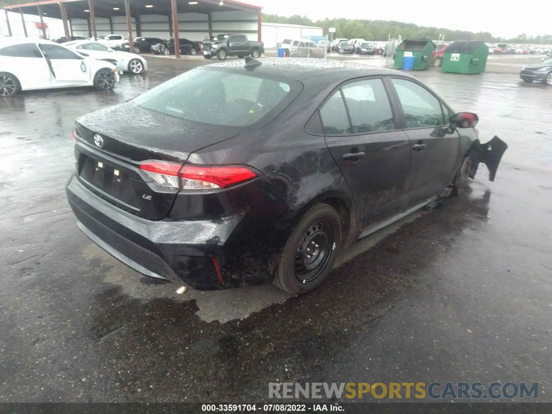 4 Photograph of a damaged car 5YFEPMAE1NP330682 TOYOTA COROLLA 2022