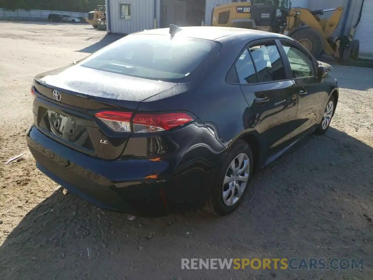 4 Photograph of a damaged car 5YFEPMAE1NP331086 TOYOTA COROLLA 2022