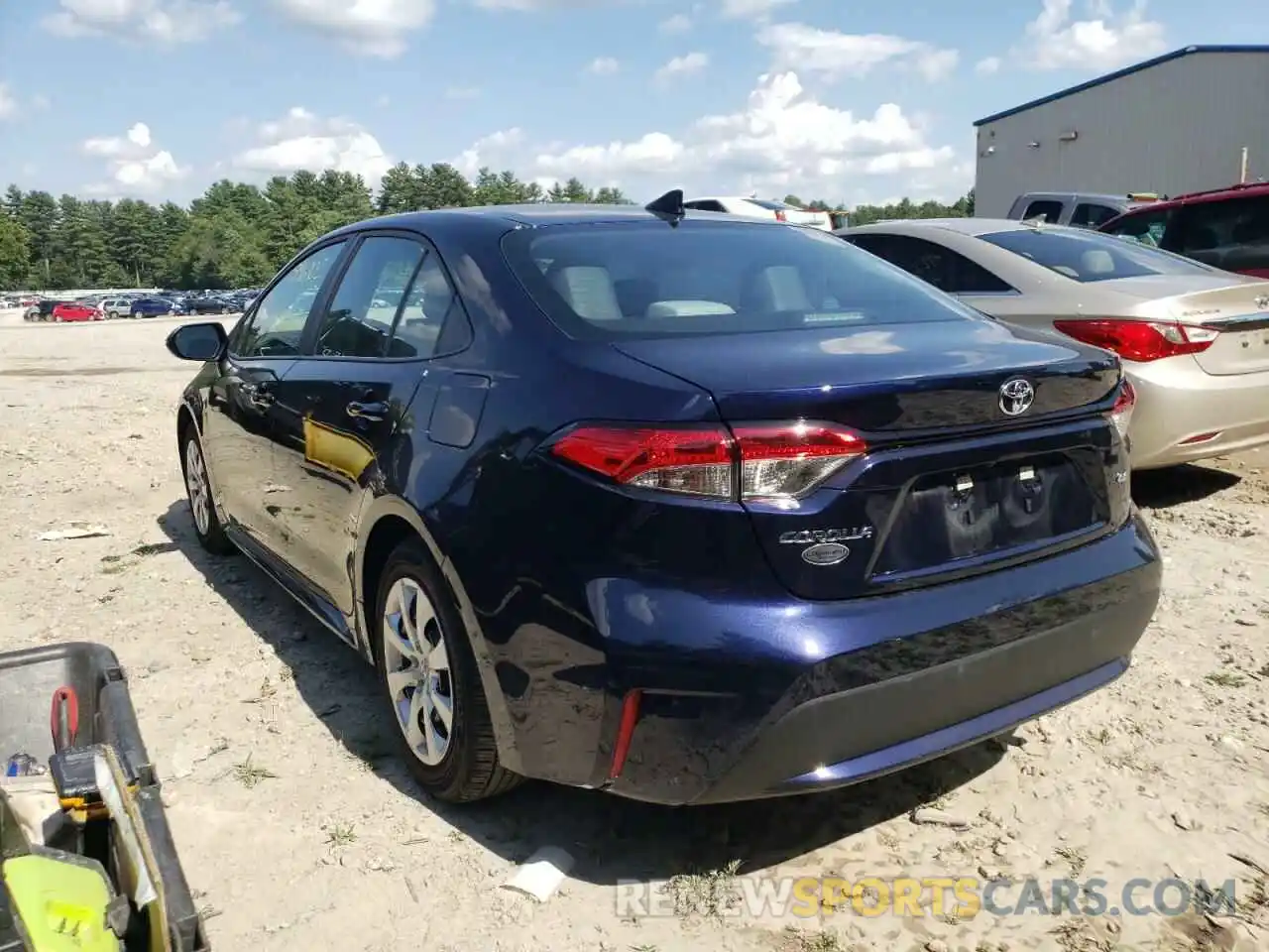 3 Photograph of a damaged car 5YFEPMAE1NP332447 TOYOTA COROLLA 2022